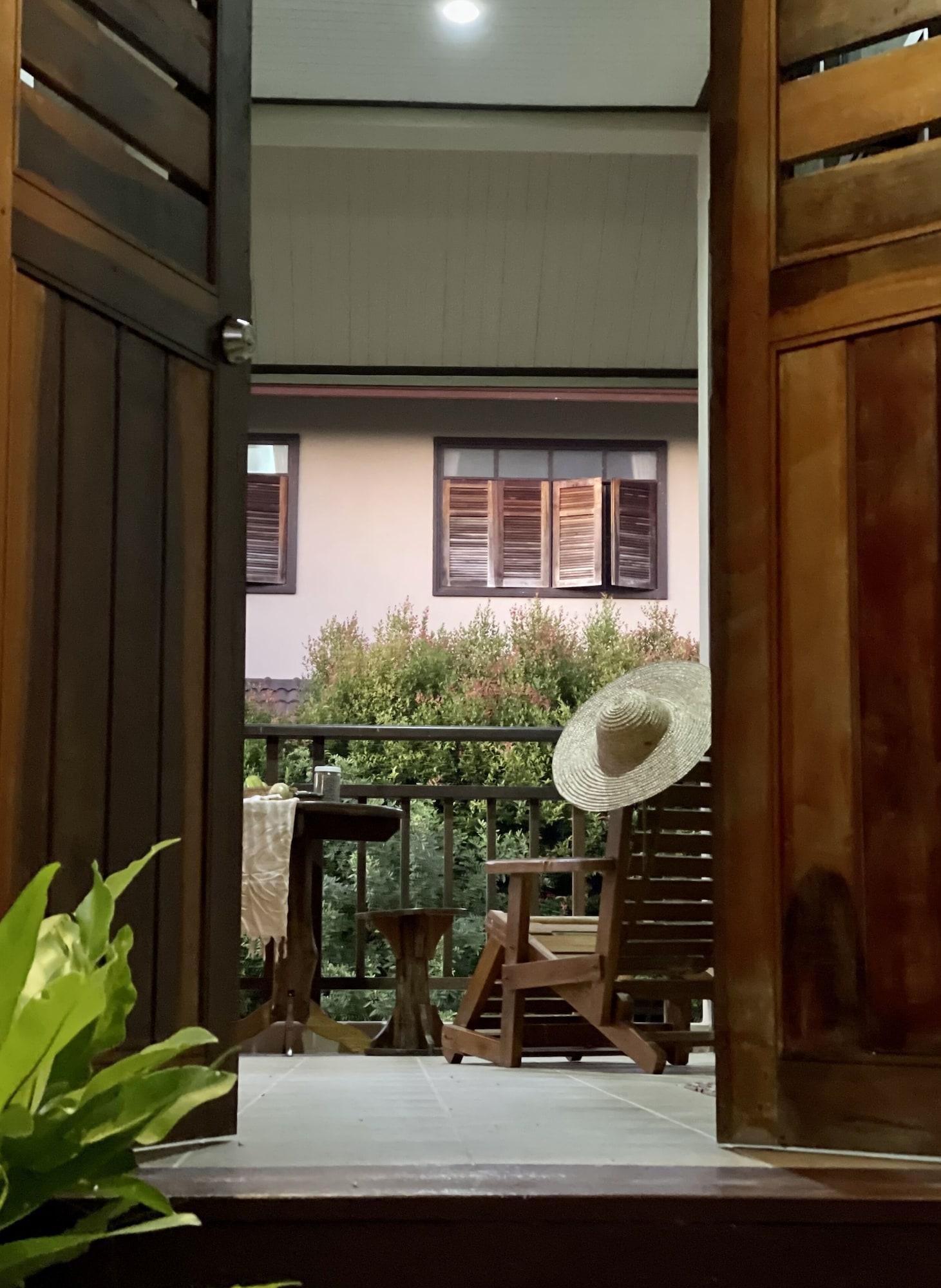 Lantala Residence Takua Thung Bagian luar foto