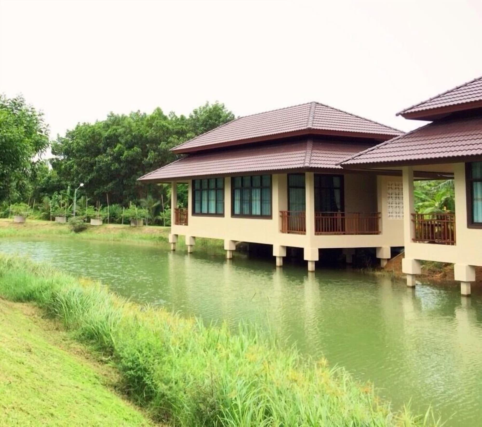 Lantala Residence Takua Thung Bagian luar foto