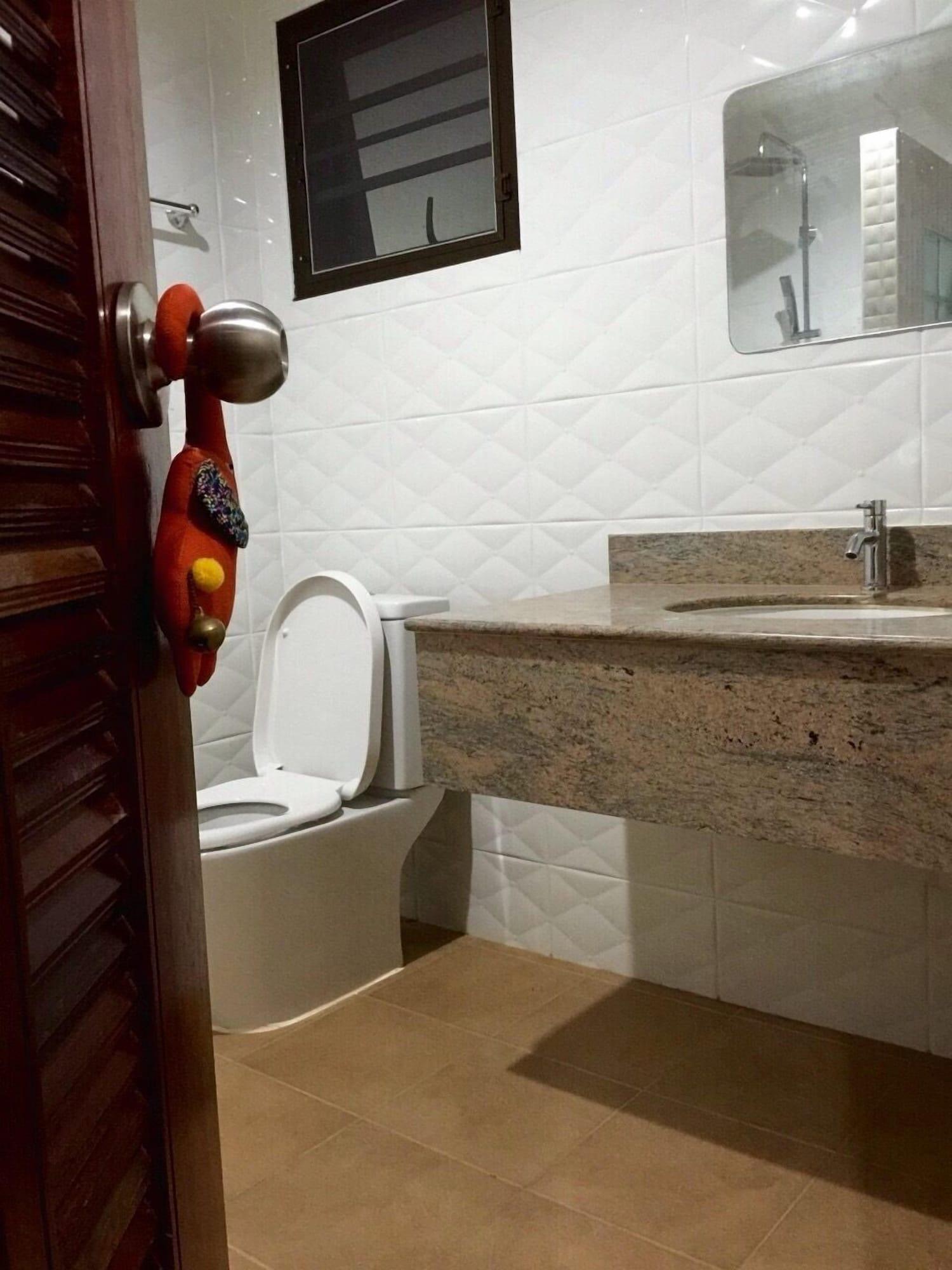 Lantala Residence Takua Thung Bagian luar foto