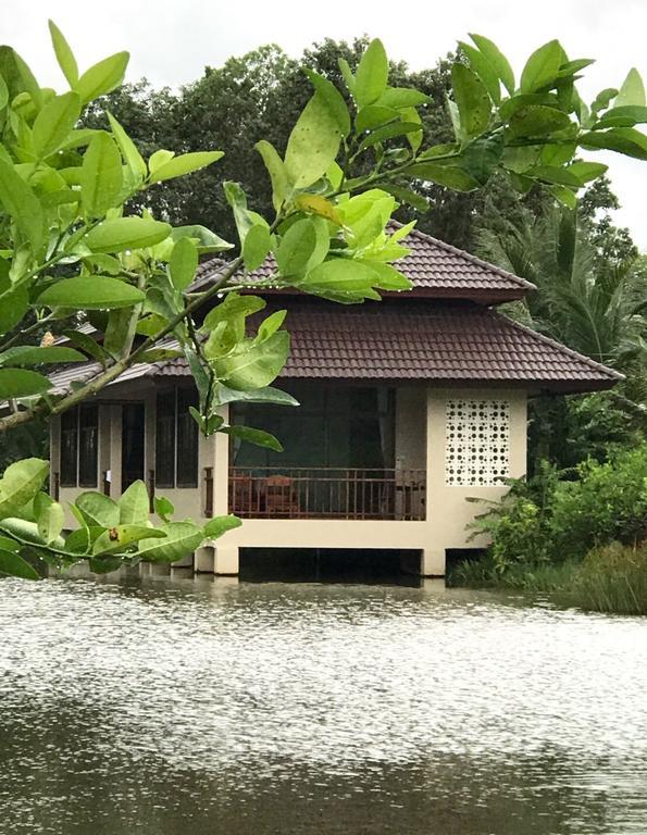 Lantala Residence Takua Thung Bagian luar foto