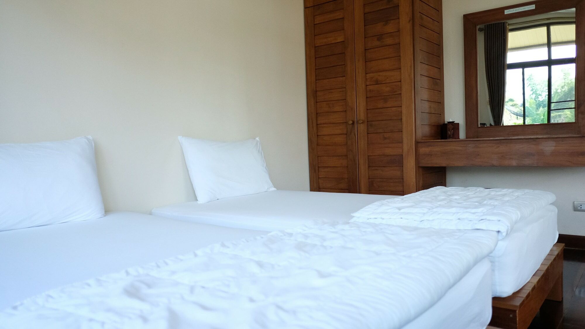 Lantala Residence Takua Thung Bagian luar foto